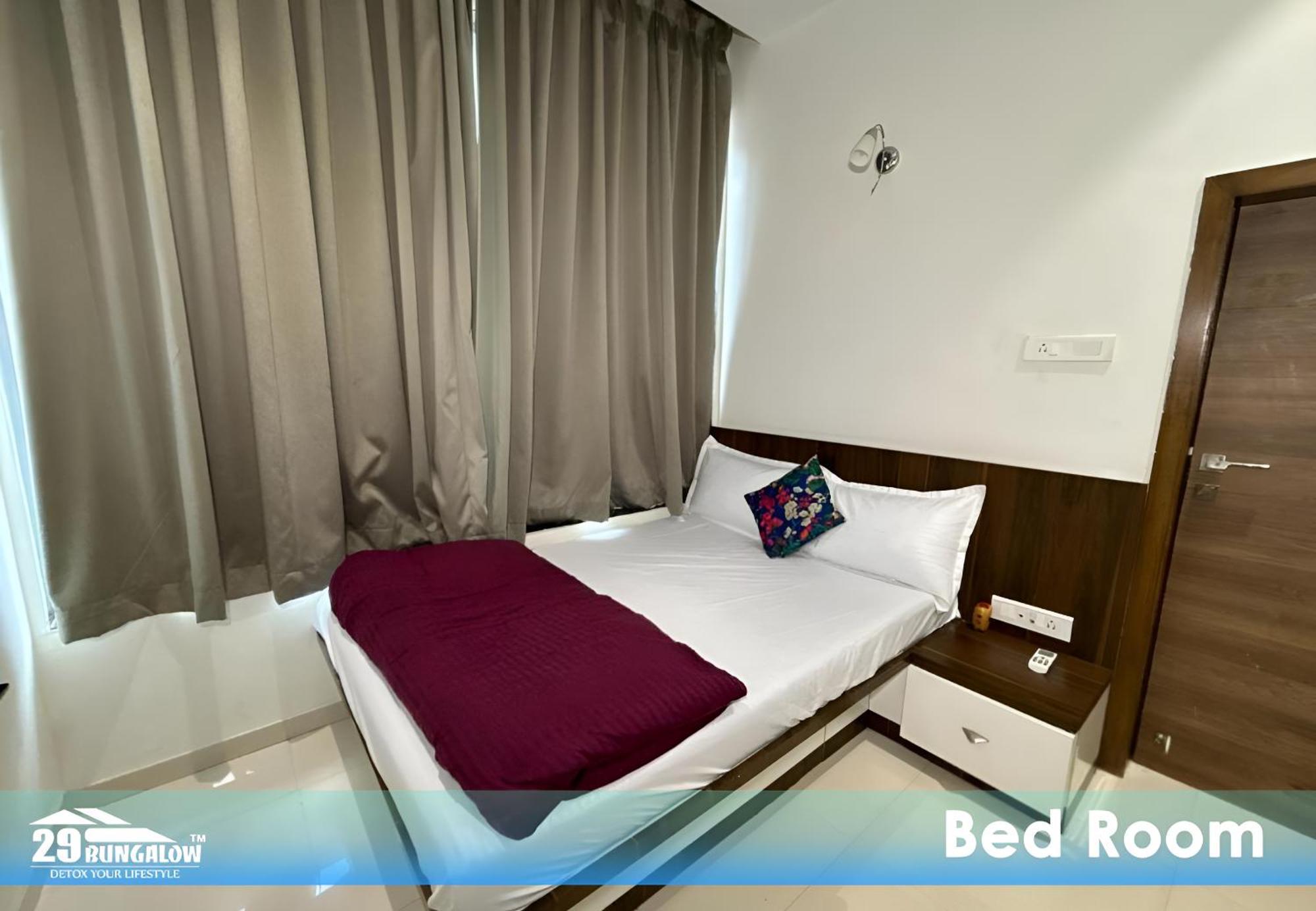Hillview Rooms By 29 Bungalow Panchgani Eksteriør billede